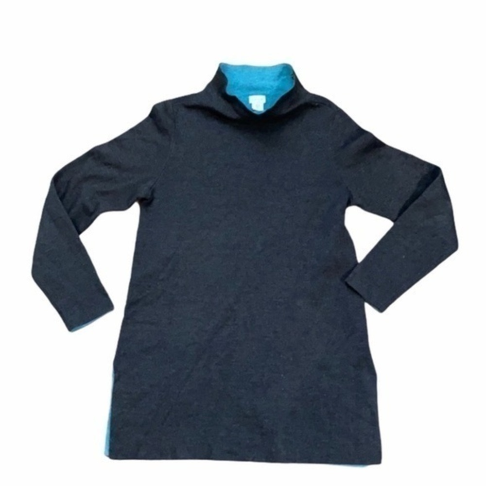 Aspen size small raw hem sweatshirt